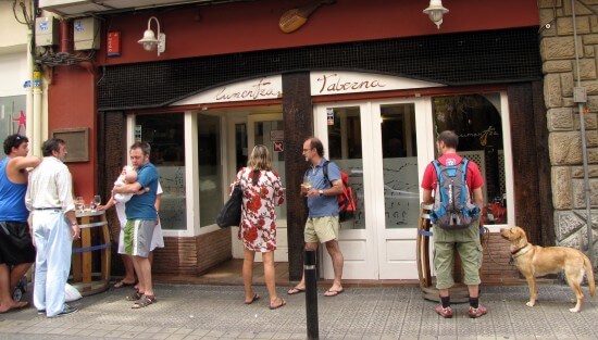 Pintxos en Lekeitio, Costa Vasca